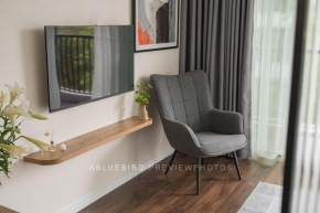 Luxury Apt